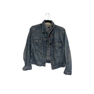 Gap long sleeve jean jacket